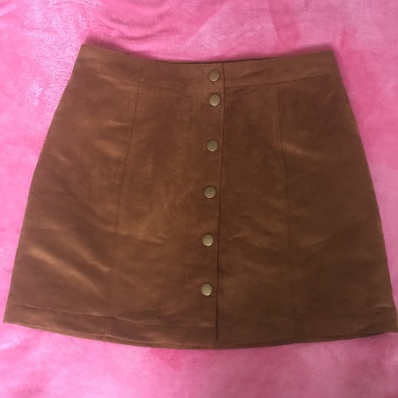 Old Navy Dresses & Skirts - Old Navy Faux Suede Tan Skirt Old Navy Dresses & Skirts - Old Navy Faux Suede Tan Skirt